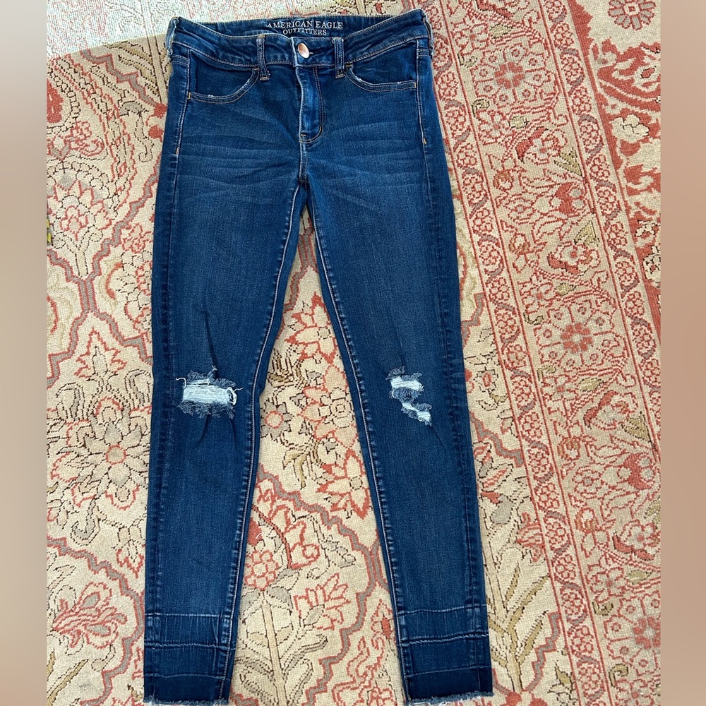 American eagle ripped skinny jeans - dark wash - size 6